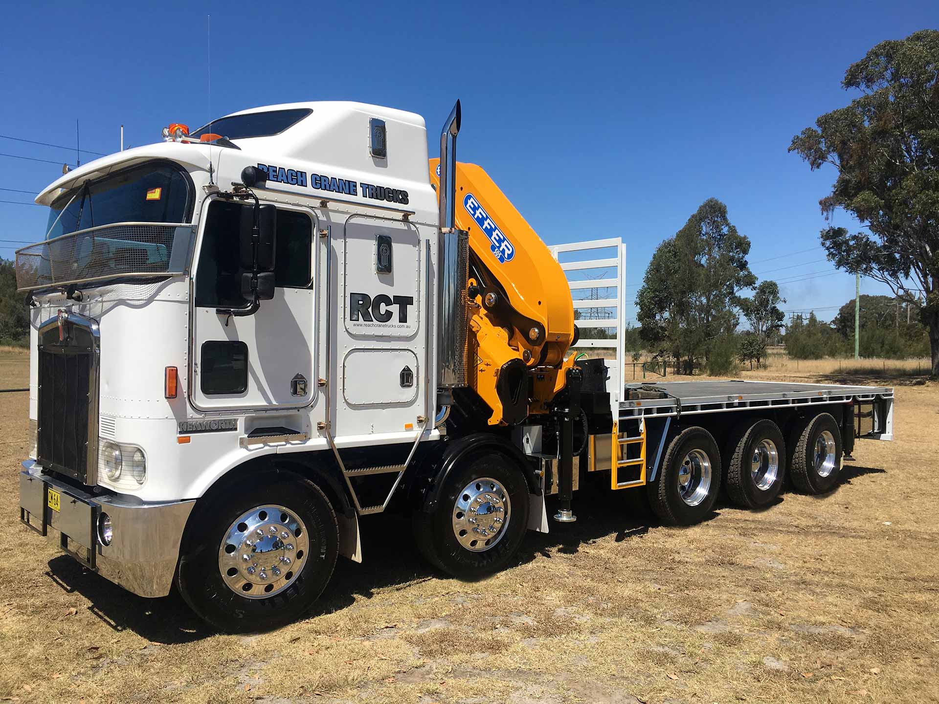 https://www.reachcranetrucks.com.au/sites/default/files/revslider/image/RCT-truck-1.jpg